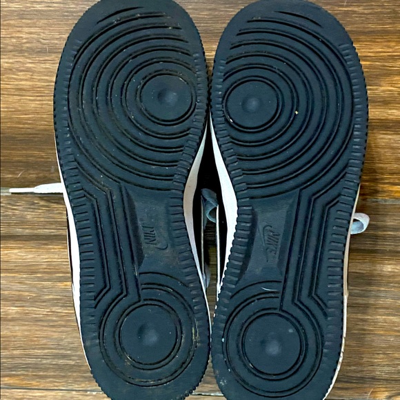 Nike Air Force 1 Low LV8 - Kids - Black & White  - 7Y - Picture 5 of 9